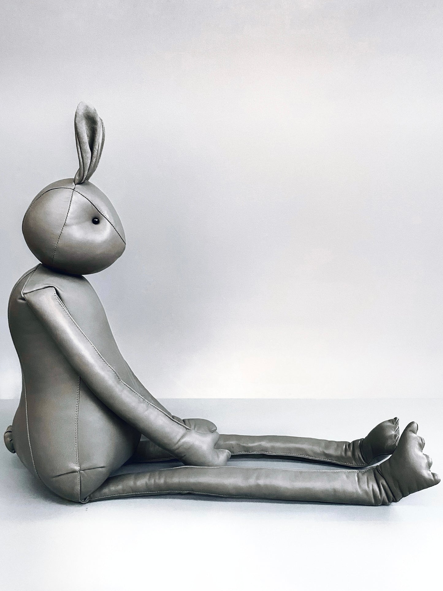 Leather RABBIT | Taupe