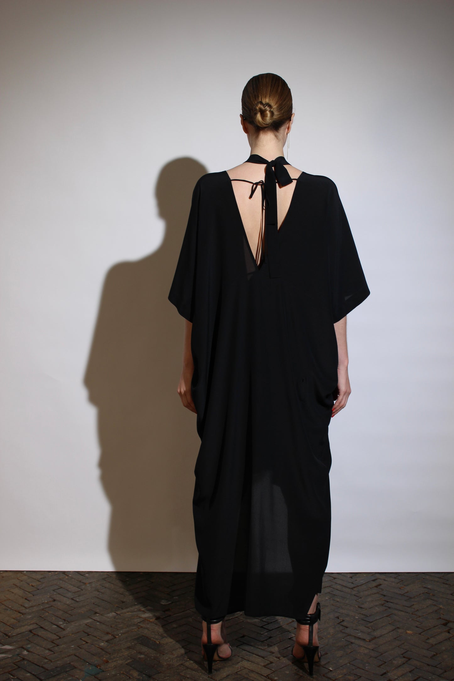 Kaftan with neckstrap | Silk