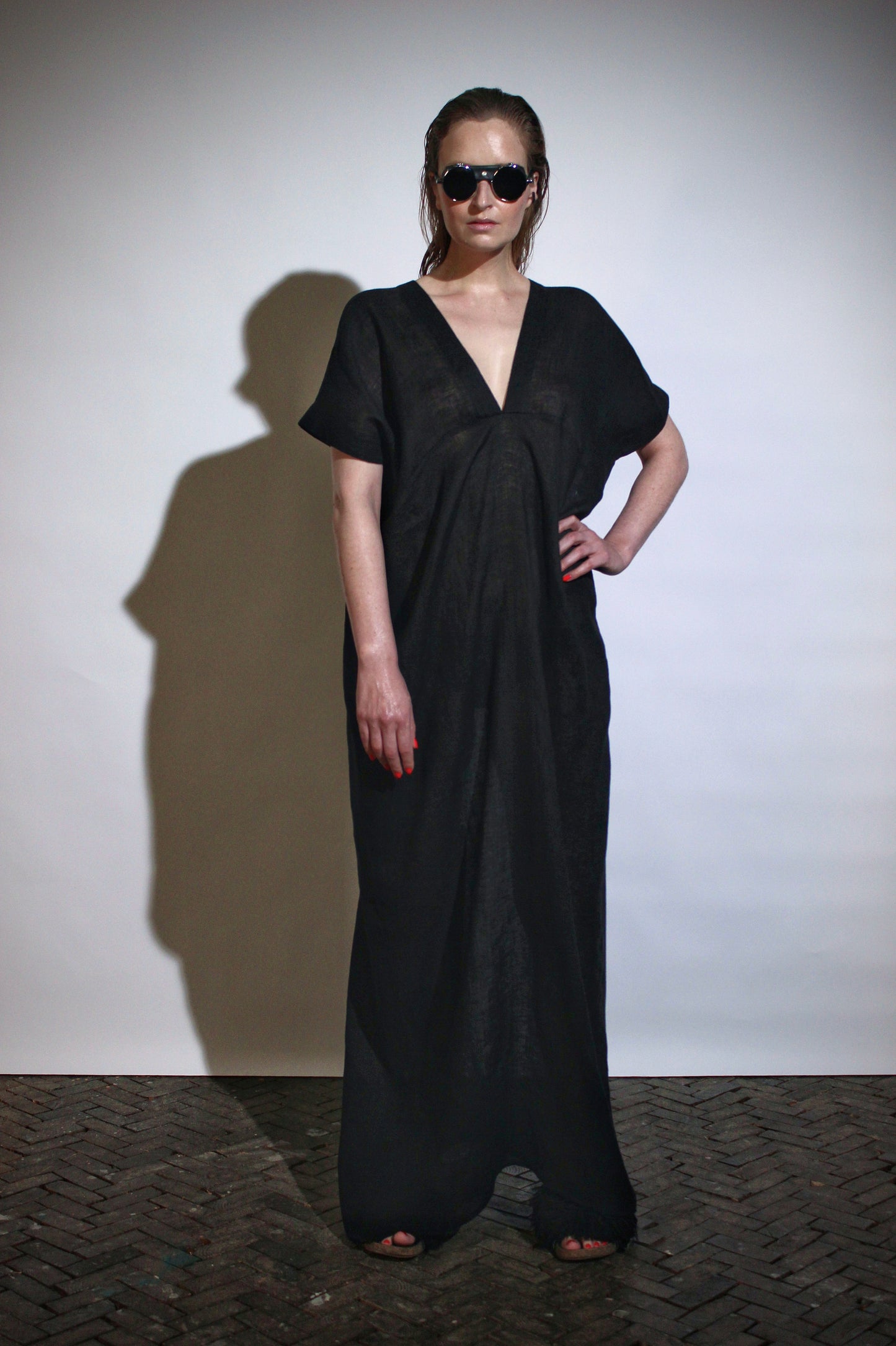 Long deep V kaftan | Linen