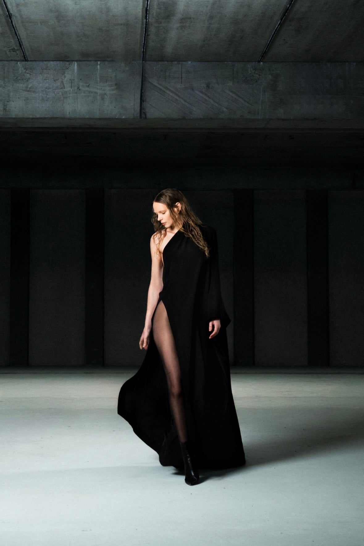 Wrap dress with train | Silk